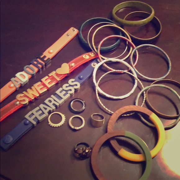 Jewelry - ❗️5 for $20❗️Jewelry Bundle❗️